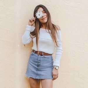 Michael Kors Off the shoulders Beige sweater